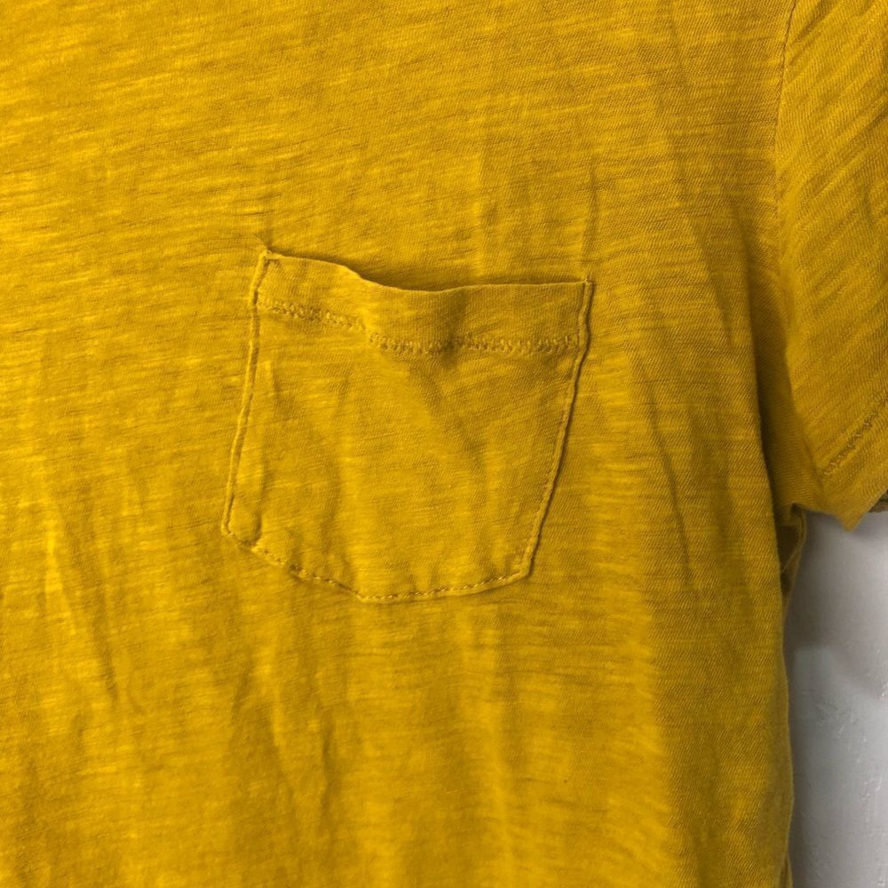 Madewell yellow short sleeve one pocket tee shirt, size small - Picture 4 of 6